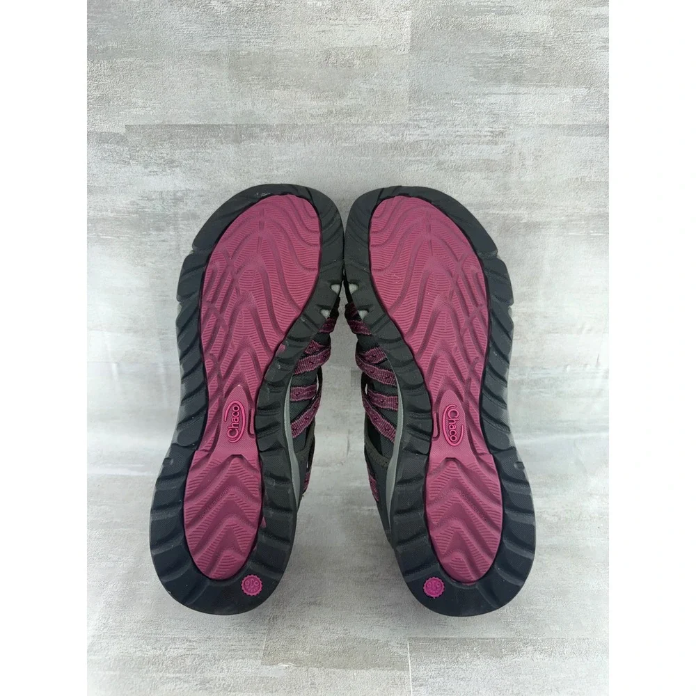Chaco Outcross Evo 1 Women Sz 10 Hiking Water Shoes Berry Pink Grey J104926